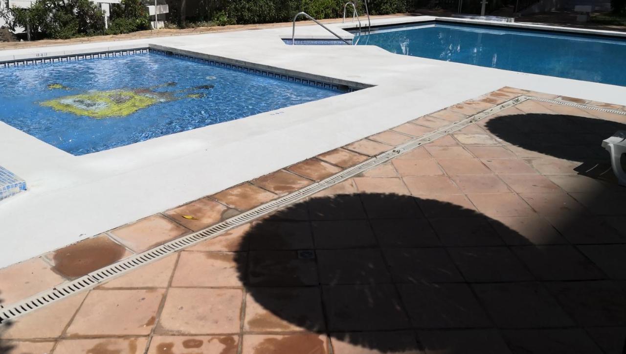 Skol 420C Fantastico 1 Dormitorio Primera Linea De Playa Marbella Eksteriør billede
