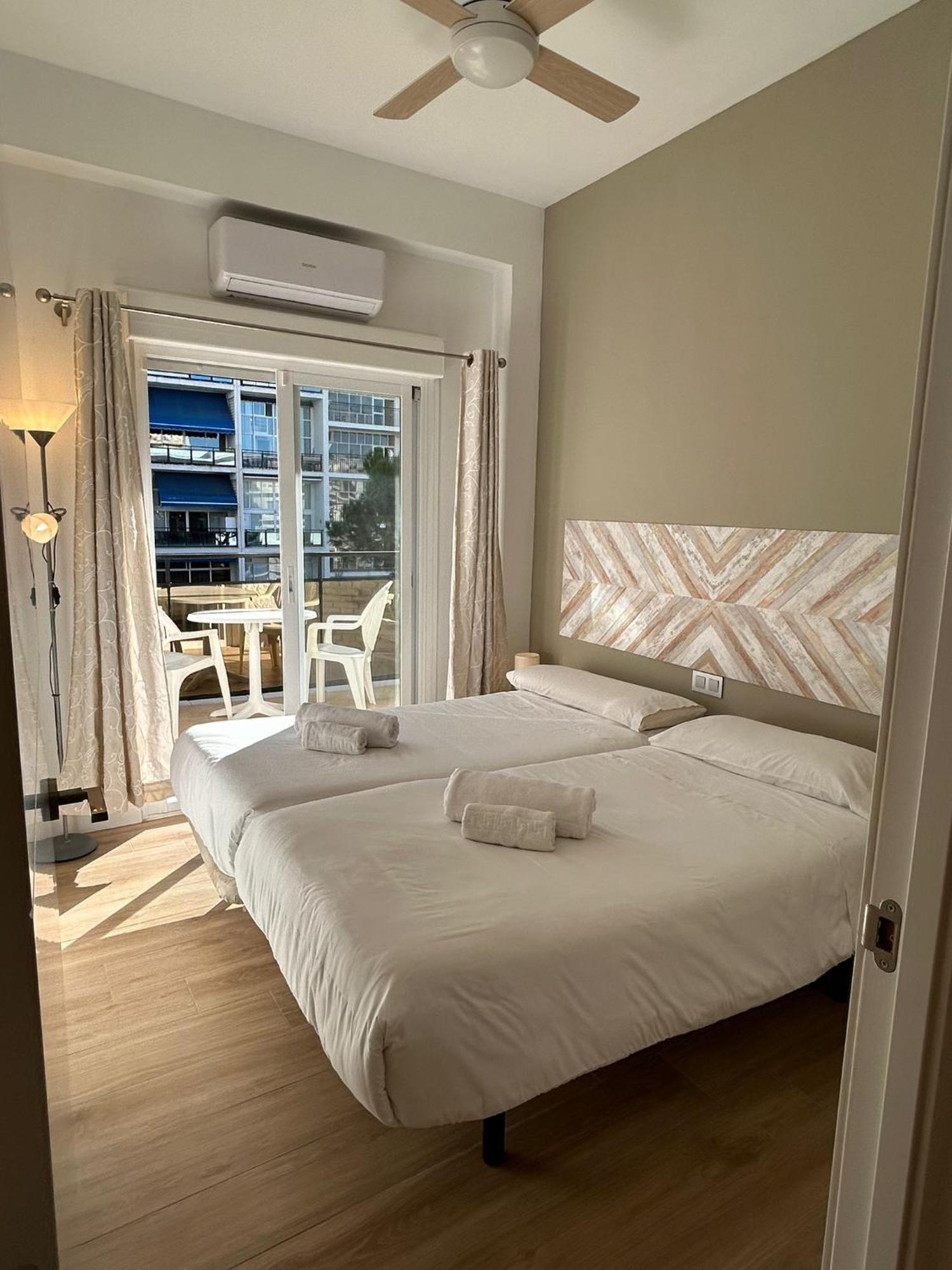 Skol 420C Fantastico 1 Dormitorio Primera Linea De Playa Marbella Eksteriør billede