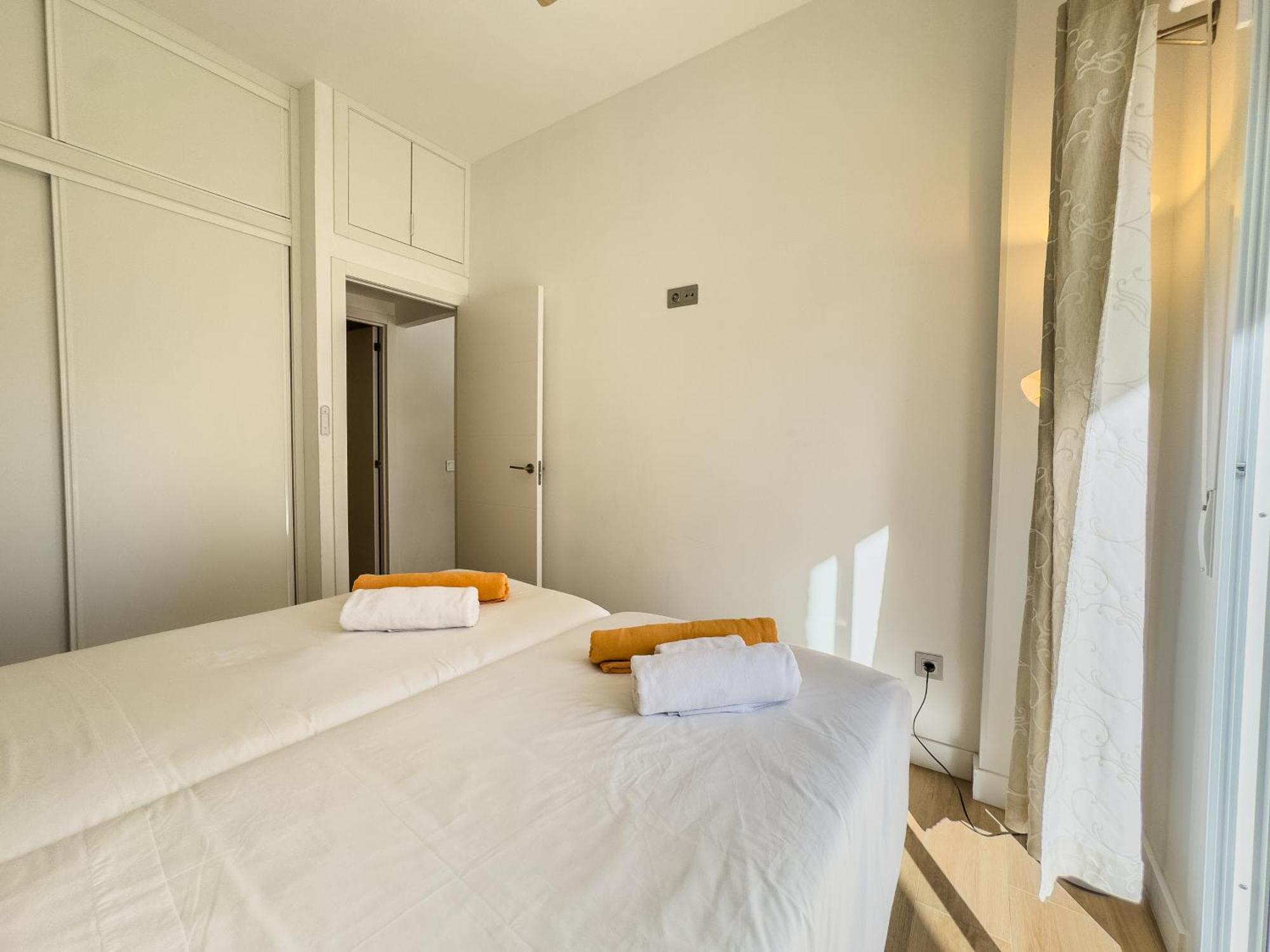 Skol 420C Fantastico 1 Dormitorio Primera Linea De Playa Marbella Eksteriør billede